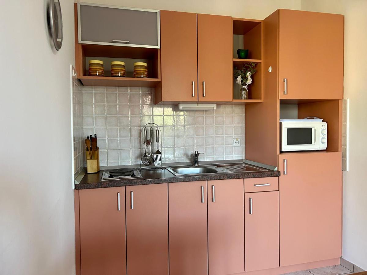 Apartments Stokic Rab Town Exterior photo